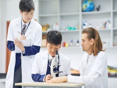 瑞得福国际学校