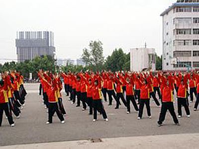 曲靖市民族中学国际部