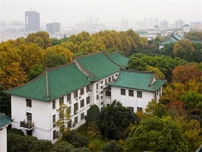 华中师范大学国际课程中心